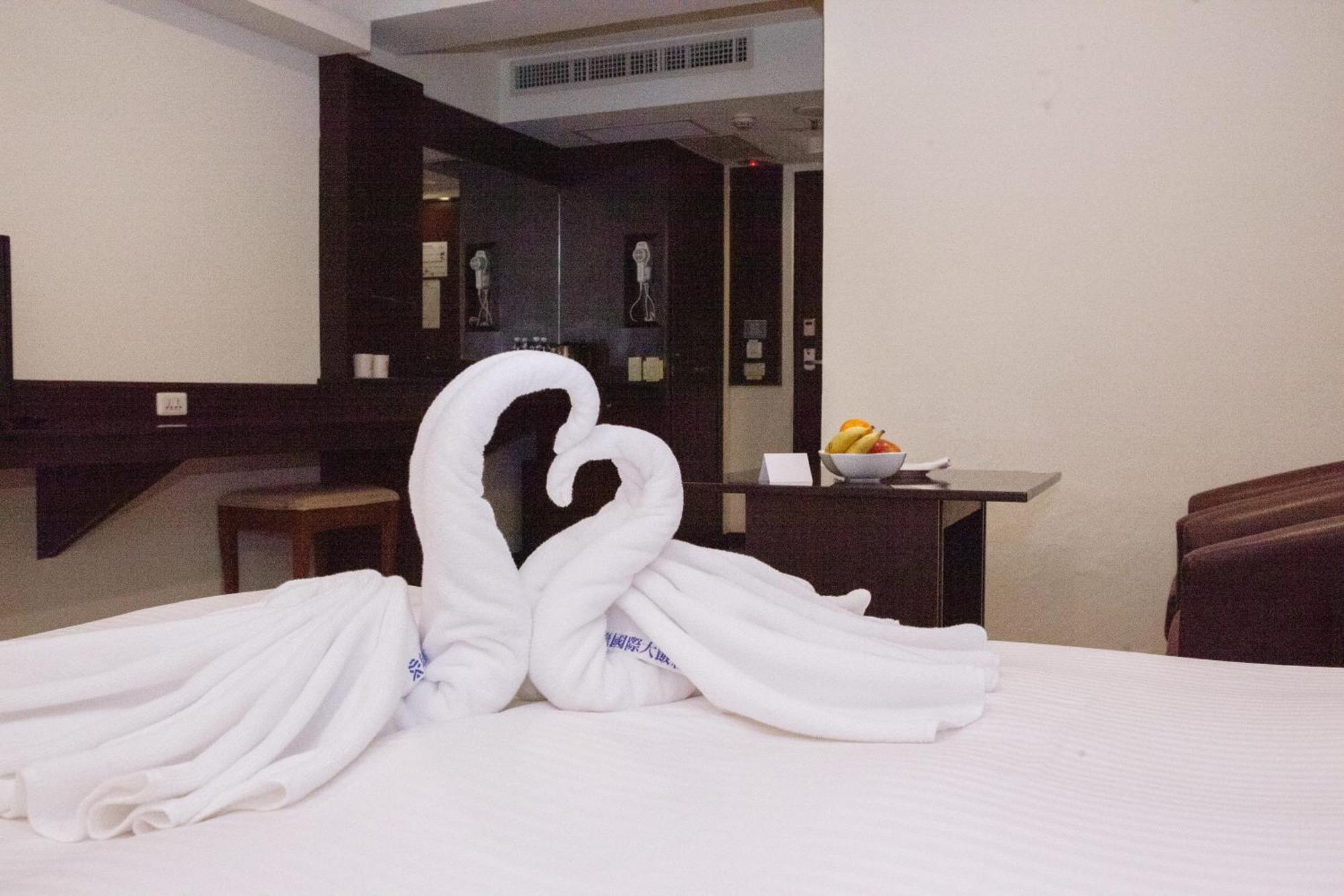 Yuai Fu Hao Hotel Taichung Exterior photo