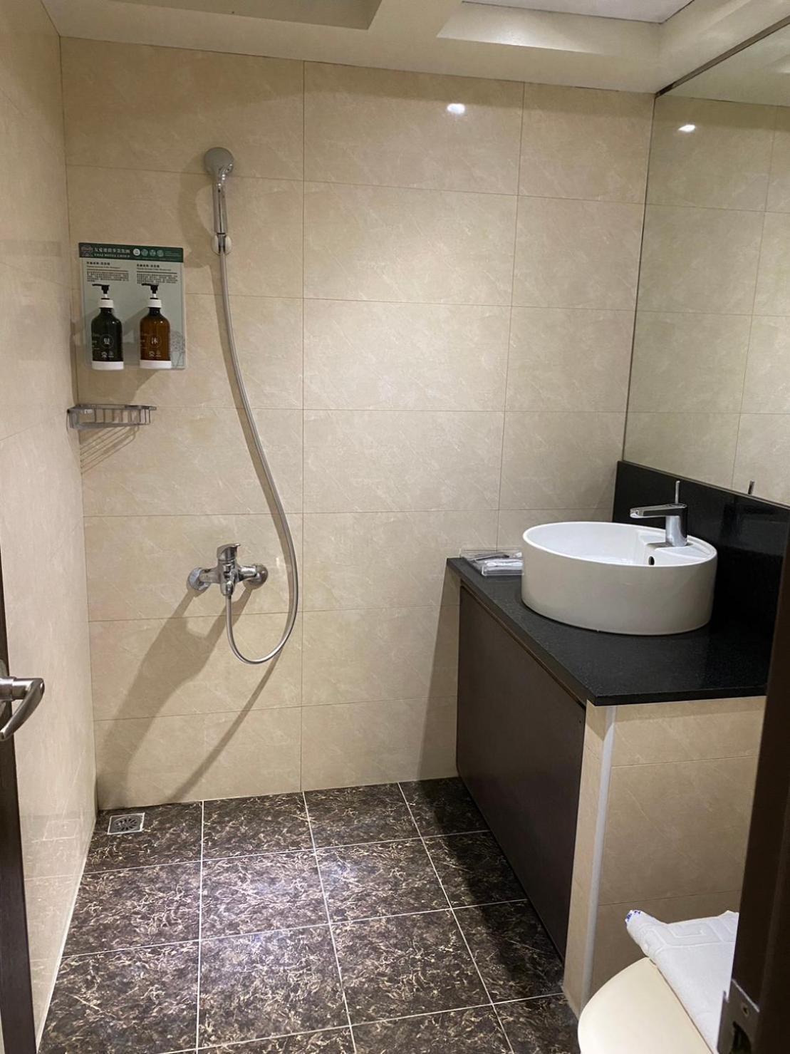 Yuai Fu Hao Hotel Taichung Exterior photo