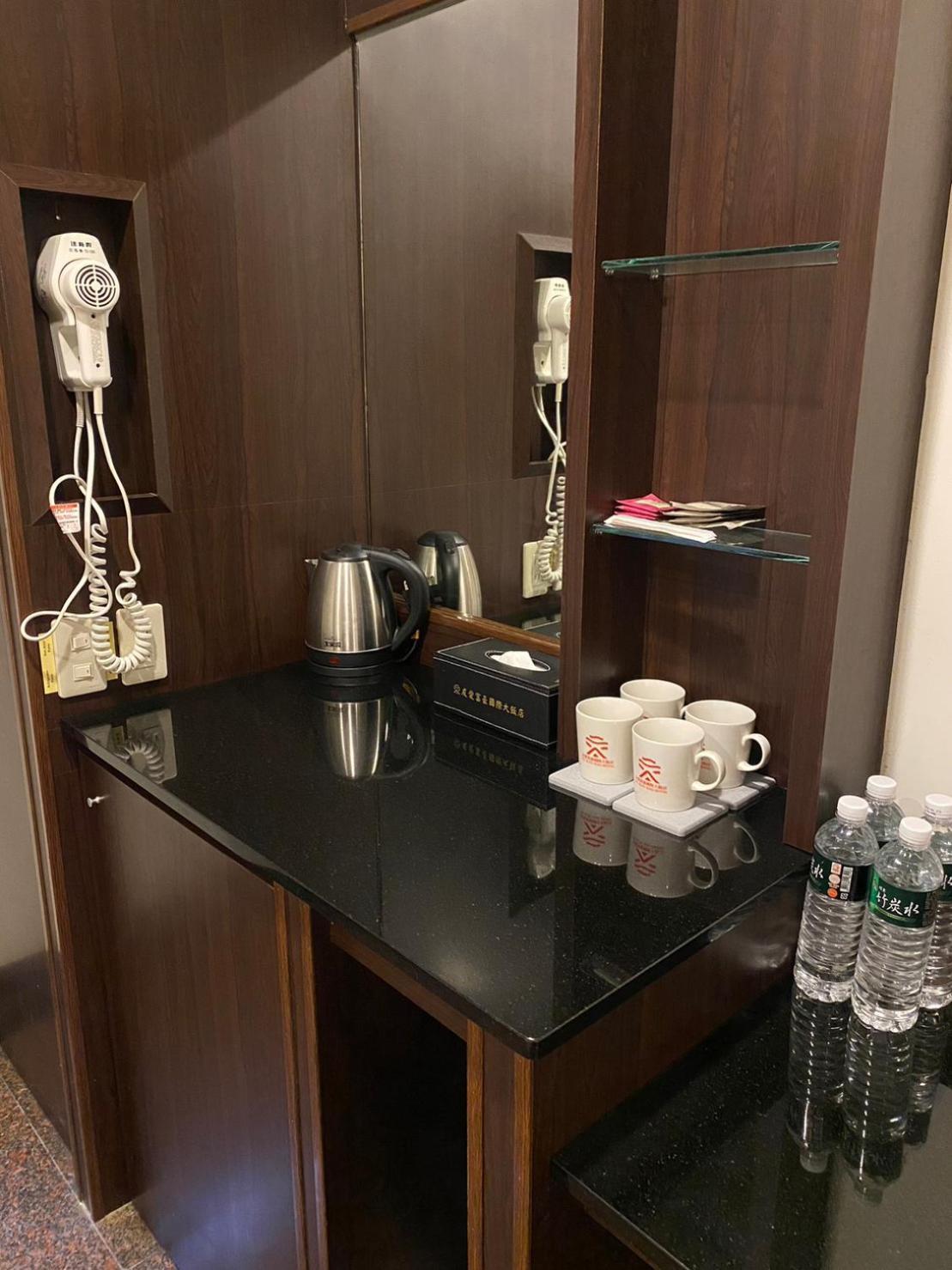 Yuai Fu Hao Hotel Taichung Exterior photo