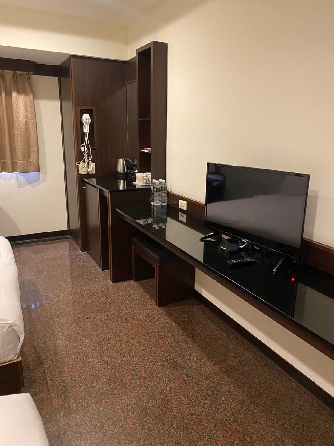 Yuai Fu Hao Hotel Taichung Exterior photo