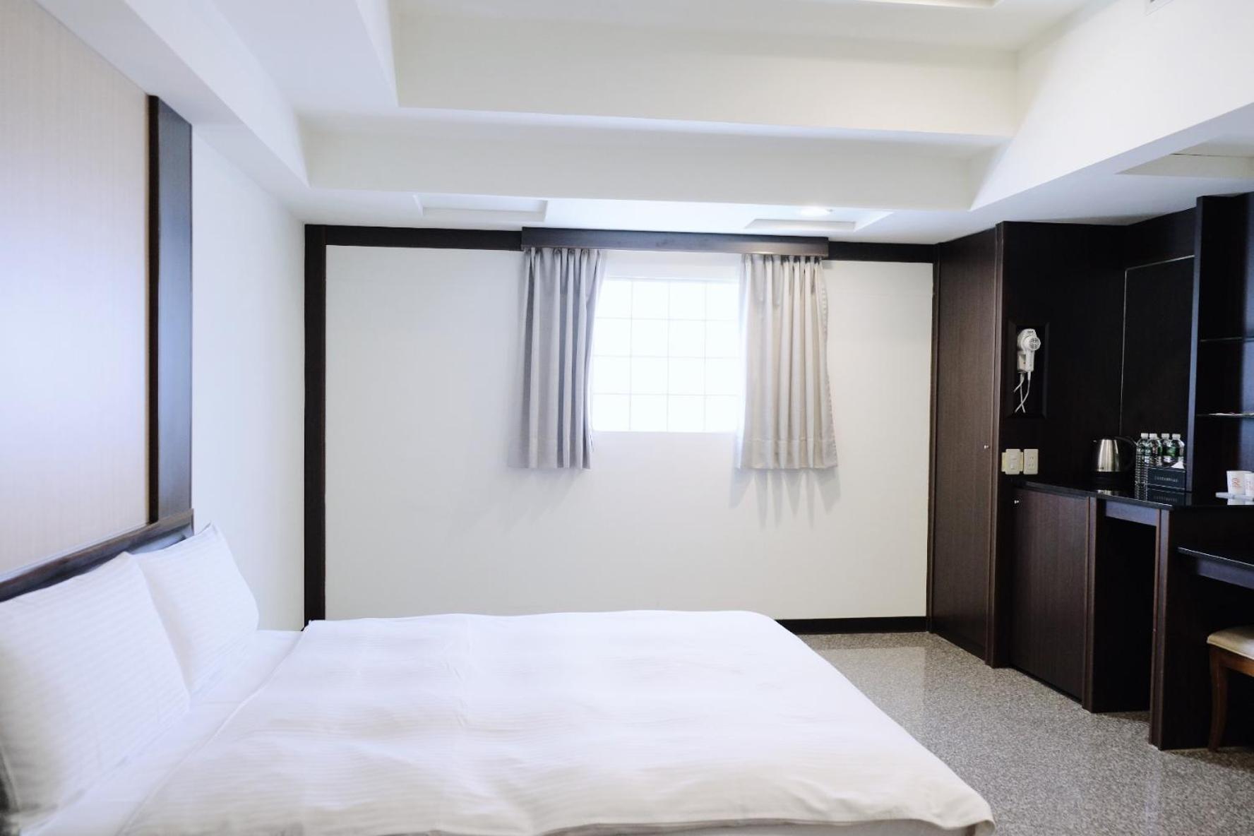Yuai Fu Hao Hotel Taichung Exterior photo